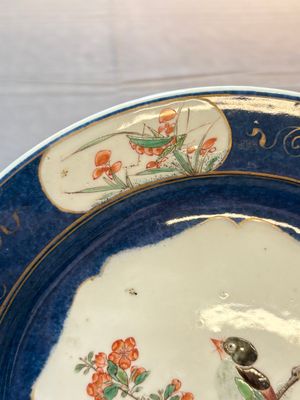 A pair of fine Chinese famille verte powder-blue-ground 'bird on branch' plates, Kangxi — photo 11