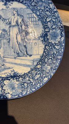 A pair of fine large blue and white Dutch Delft biblical subject dishes, dated 1781 — photo 16