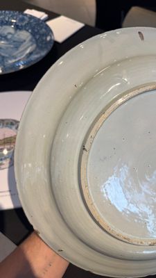 A pair of fine large blue and white Dutch Delft biblical subject dishes, dated 1781 — photo 8