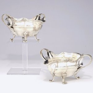 A pair of Flemish silver sauceboats, 18th C. — photo 1