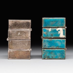 A pair of four-fold Chinese enamelled and engraved silver medicine bottles, 19th C. — 照片 8