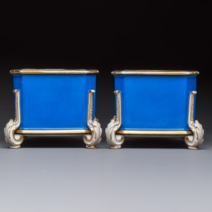 A pair of French gilt blue-ground 'Cherub' jardinières with biscuit-relief plaques, 19/20th C. — photo 5