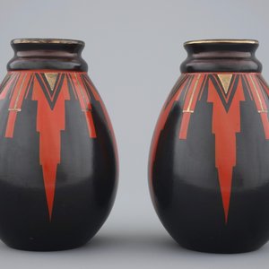 A pair of geometrical art deco vases, Saint-Ghislain, Belgium, ca. 1930 — photo 4