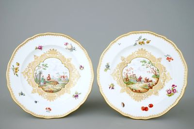 A pair of gilded Meissen porcelain plates, ca. 1880
