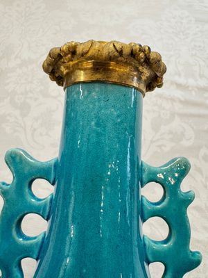 A pair of gilt-bronze-mounted Chinese turquoise-glazed vases, 19th C. — photo 11