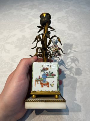 A pair of gilt silver and metal candlesticks with Chinese porcelain, European porcelain flowers, and marble bases, marked Boin-Taburet, late 19th C. — photo 3
