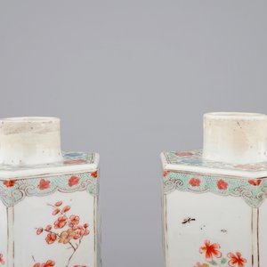 Een paar hexagonale Chinese famille verte theebussen, Kangxi, ca. 1700 — foto 5
