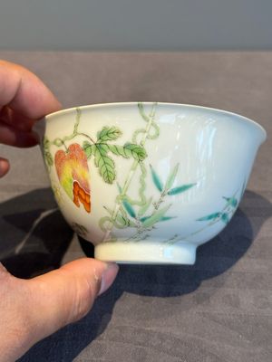 A pair of imperial Chinese famille rose 'balsam pear' bowls, Jiaqing mark and of the period — photo 6