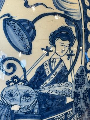 A pair of impressive blue and white Dutch Delft chinoiserie vases, ca. 1700 — photo 9