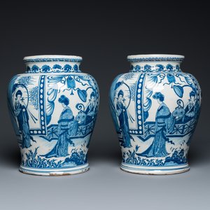 A pair of impressive blue and white Dutch Delft chinoiserie vases, ca. 1700 — photo 3