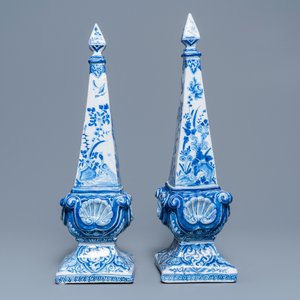 A pair of impressive Dutch Delft blue and white obelisks, 18th C. — photo 4