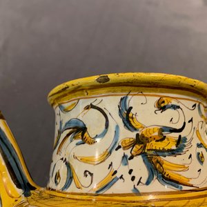A pair of Italian maiolica armorial wet drug jars, Deruta or Umbria, 17th C. — photo 8