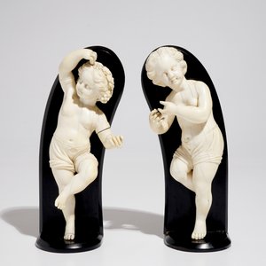 A pair of ivory models of putti, France, 18th C. — photo 2