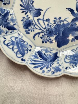 A pair of Japanese Arita blue and white 'Birds among Flowering Branches' plates, Edo 18th C. — foto 17