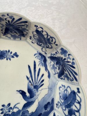A pair of Japanese Arita blue and white 'Birds among Flowering Branches' plates, Edo 18th C. — foto 19