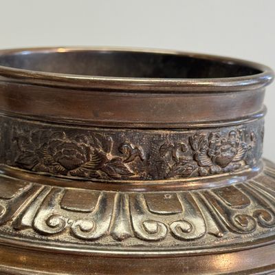 A pair of Japanese bronze vases and a censer — photo 30