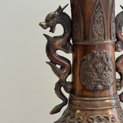 A pair of Japanese bronze vases with dragon-form handles — photo 4