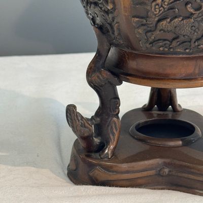 A pair of Japanese bronze vases with dragon-form handles — photo 32
