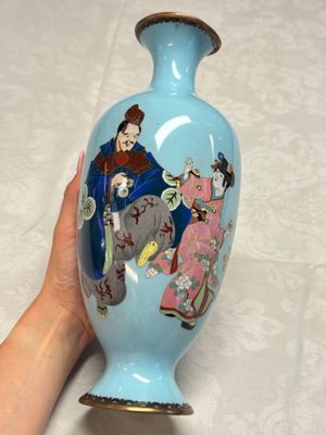 A pair of Japanese cloisonné vases with figural design — photo 12