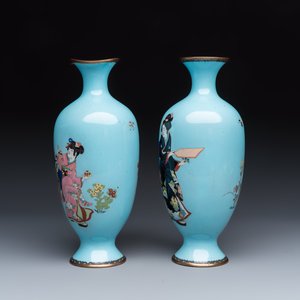 A pair of Japanese cloisonné vases with figural design — photo 4
