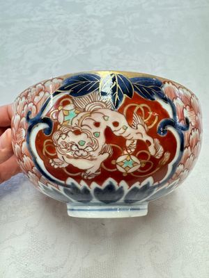A pair of Japanese Imari 'Shishi Lions' bowls, Edo/Meiji, 19th C. — foto 6