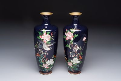 A pair of Japanese silver-wired cloisonné enamel vases with birds among flowering branches, Meiji period, 19th C.