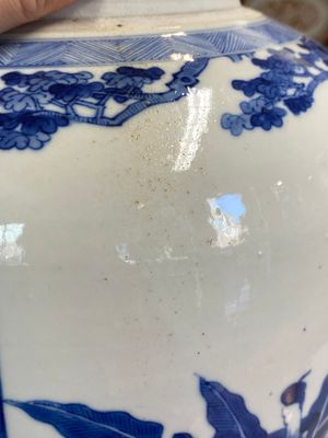 A pair of large Chinese blue and white jars and covers with ladies playing a game of go, 19th C. — 照片 20