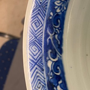 A pair of large Chinese blue and white 'Long Eliza' beaker vases, Kangxi — 照片 19