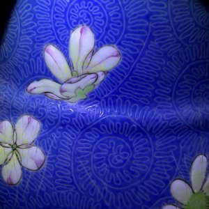 A pair of large Chinese blue-ground famille rose vases with figural design, Qianlong mark, 19th C. — photo 32