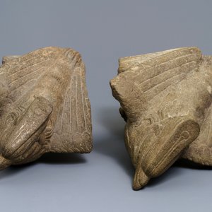 A pair of large Chinese carved stone 'phoenix' figures, Yuan or Ming — photo 7