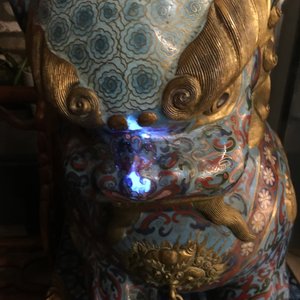 A pair of large Chinese cloisonné buddhist lions, 19/20th C. — photo 10