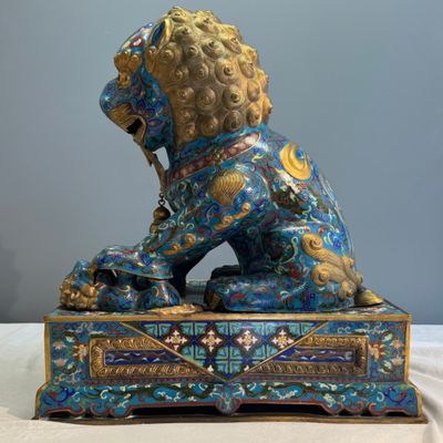 A pair of large Chinese cloisonné Buddhist lions — photo 48