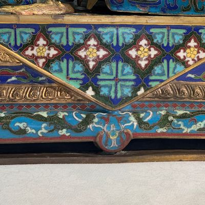 A pair of large Chinese cloisonné Buddhist lions — photo 54