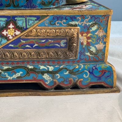 A pair of large Chinese cloisonné Buddhist lions — photo 55