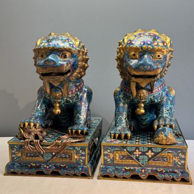A pair of large Chinese cloisonné Buddhist lions — photo 1