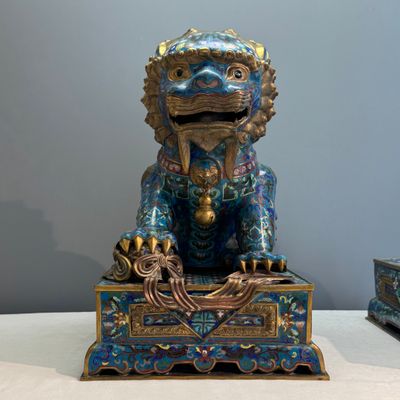 A pair of large Chinese cloisonné Buddhist lions — photo 2