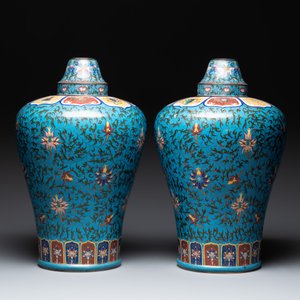 A pair of large Chinese cloisonné 'lotus scroll' 'meiping' vases and cover, Republic — photo 4