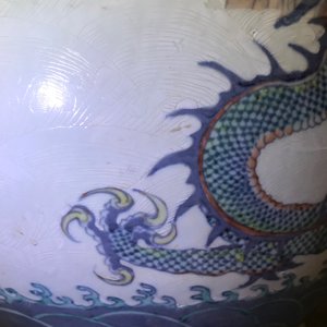A pair of large Chinese doucai 'dragon' bottle vases, tianqiu ping, Qianlong mark, 19th C. — photo 33