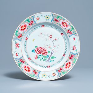 A pair of large Chinese famille rose chargers with floral design, Yongzheng/Qianlong — 照片 4