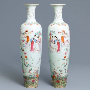 A pair of large Chinese famille rose 'immortals and cranes' vases, Republic, 20th C. — photo 2
