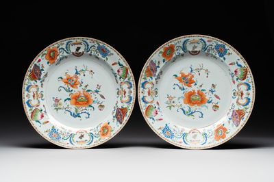 A pair of large Chinese famille rose 'Madame de Pompadour' dishes, Qianlong, ca. 1745