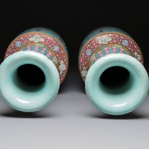 A pair of large Chinese famille rose turquoise-ground 'Buddhist symbols and lotus scroll' vases, Guangxu mark and of the period — photo 5