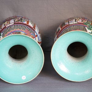 A pair of large Chinese famille rose 'Wu Shuang Pu' vases, 19th C. — 照片 12