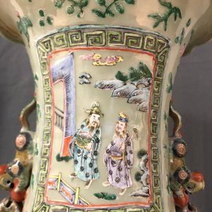A pair of large Chinese famille verte celadon-ground vases with figural design, 19th C. — photo 8