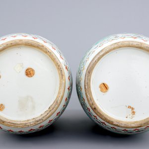 A pair of large Chinese famille verte warrior vases, 19th C. — photo 5