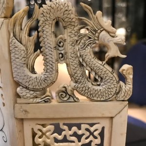 A pair of large Chinese inlaid ivory groups of the imperial couple, ca. 1900 — photo 19
