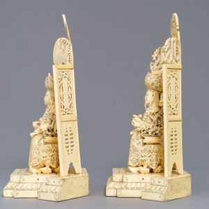 A pair of large Chinese inlaid ivory groups of the imperial couple, ca. 1900 — photo 5