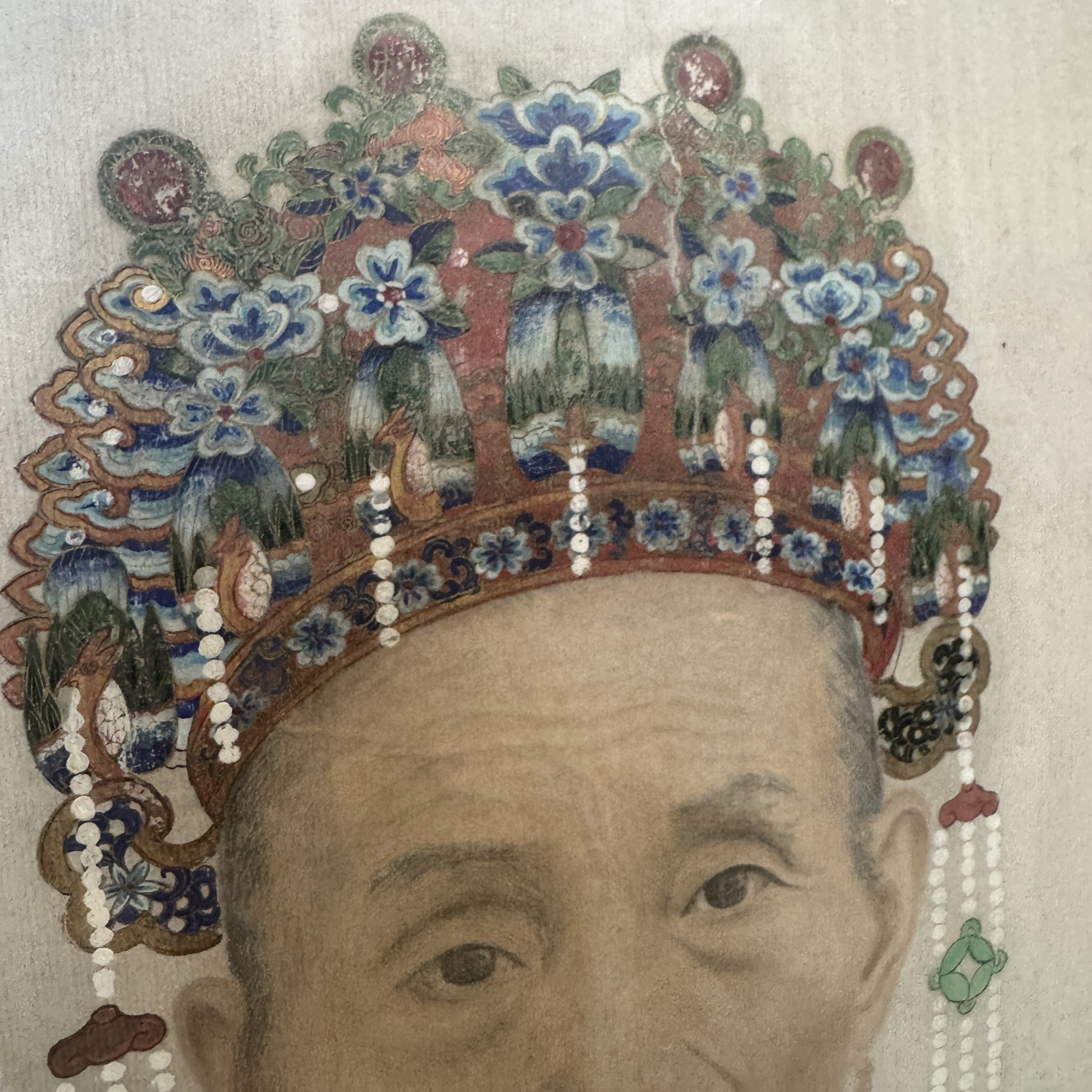 A pair of large Chinese inscribed ancestor portraits — foto 22