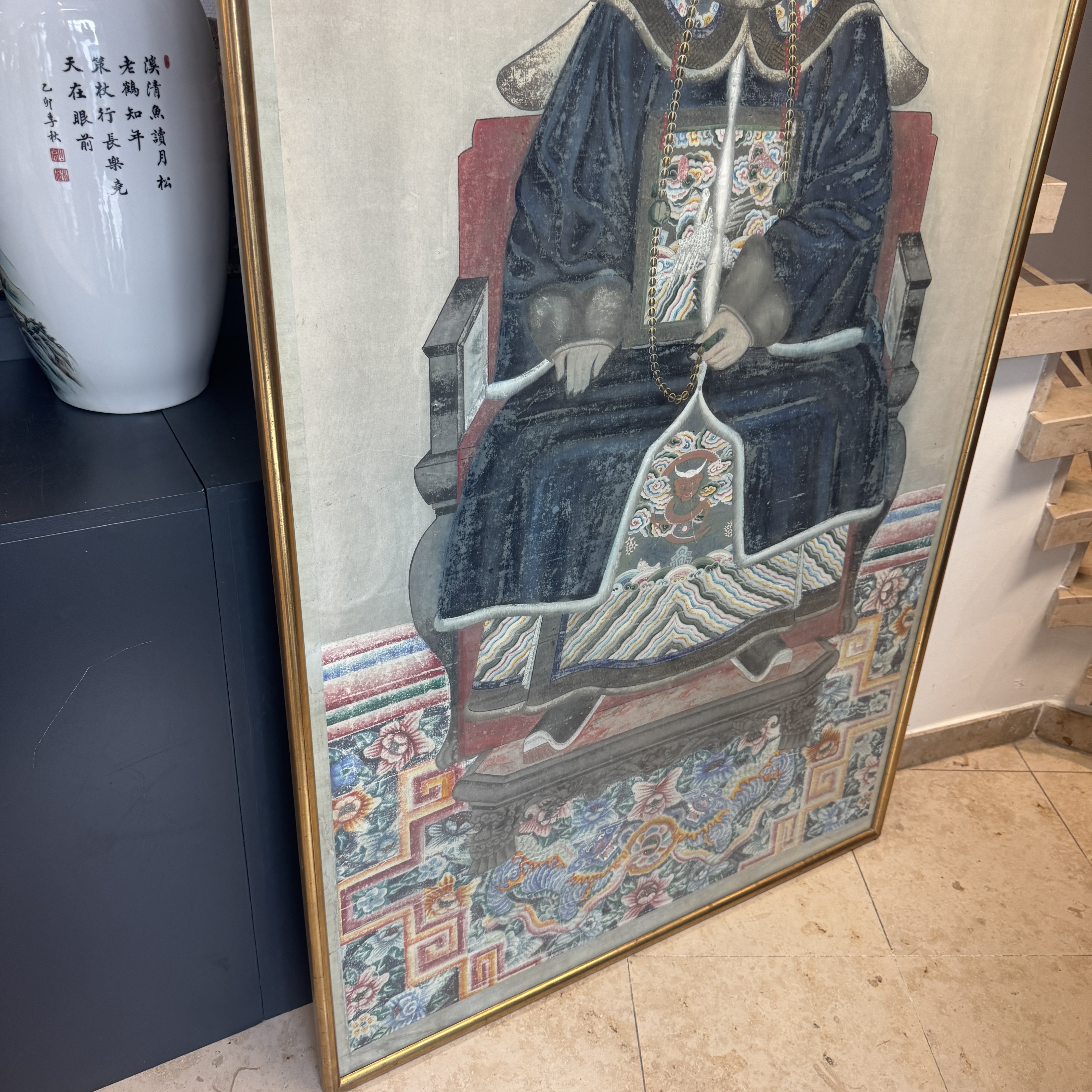 A pair of large Chinese inscribed ancestor portraits — foto 23