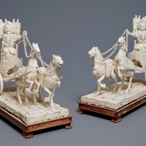A pair of large Chinese ivory 'warriors on horse chariots' groups, late 19th C. — photo 1